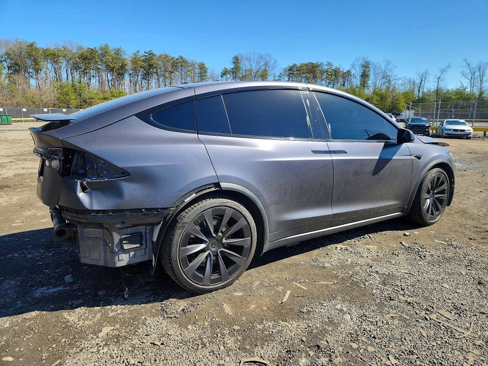 2022 Tesla Model x