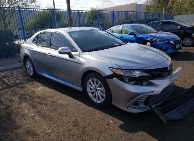 
								2023 Toyota Camry full									