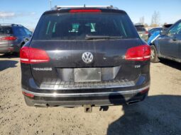 
										2016 Volkswagen Touareg full									