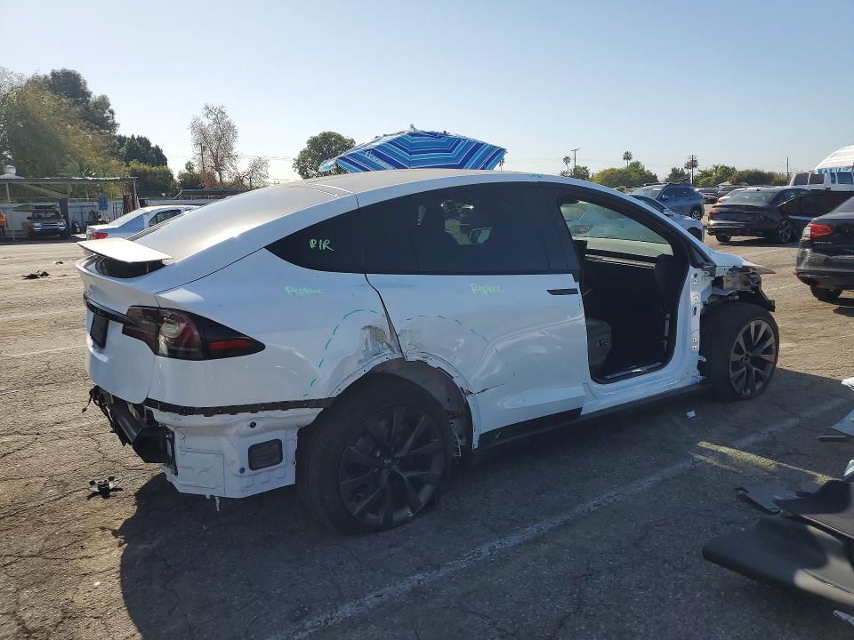 2025 Tesla Model x