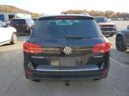 
										2012 Volkswagen Touareg full									