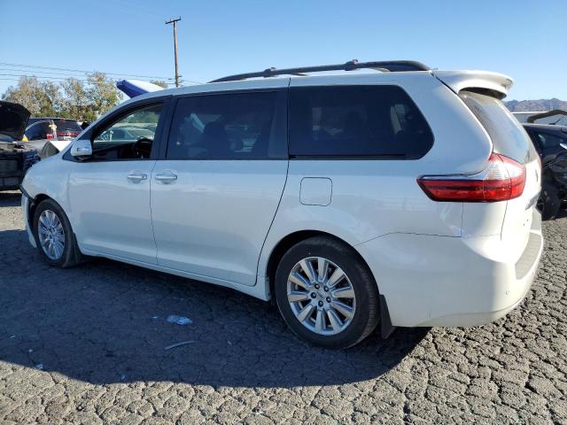 2017 Toyota Sienna xle
