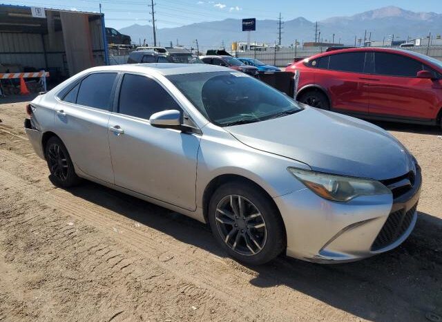 
								2016 Toyota Camry le full									