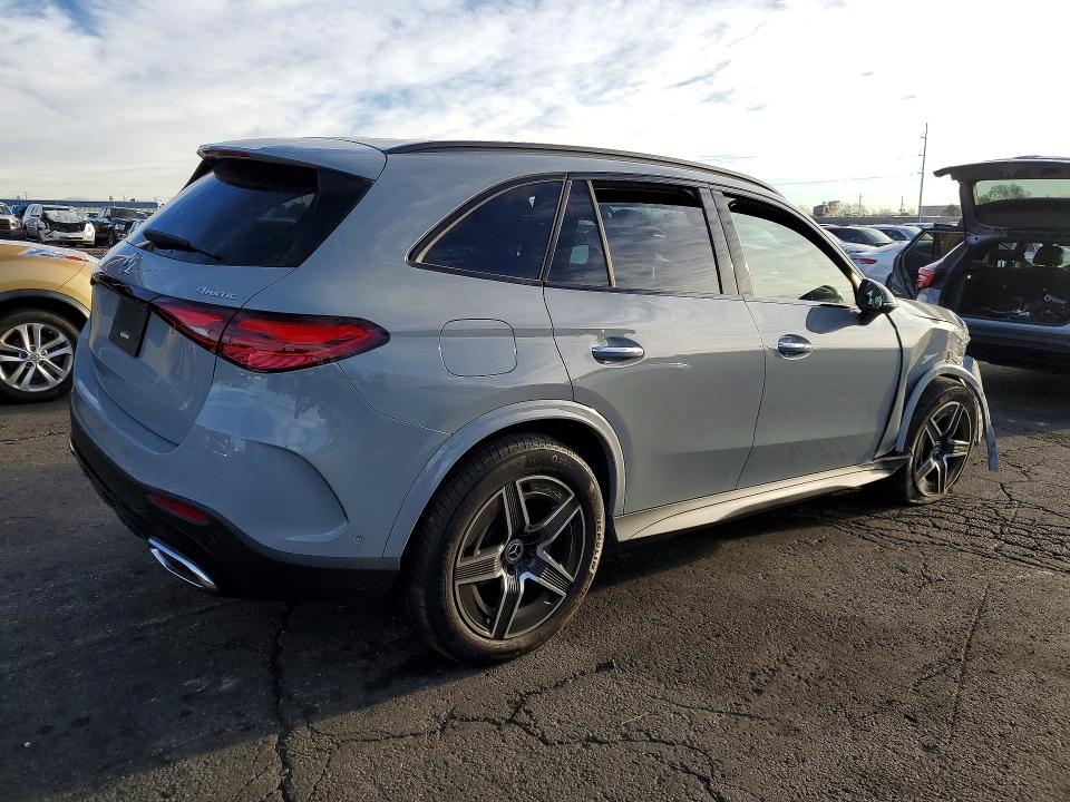 2025 Mercedes-benz Glc