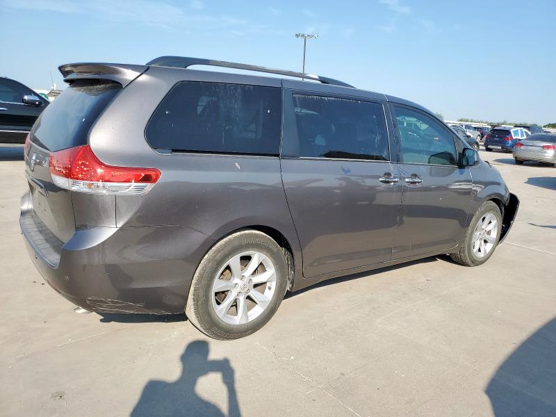 2013 Toyota Sienna