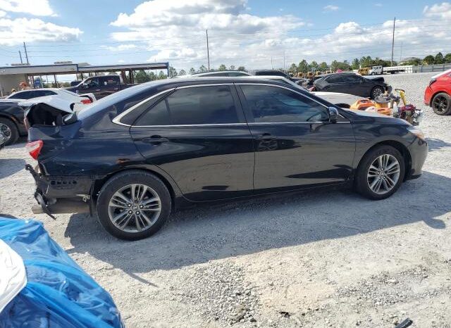 
								2016 Toyota Camry le full									