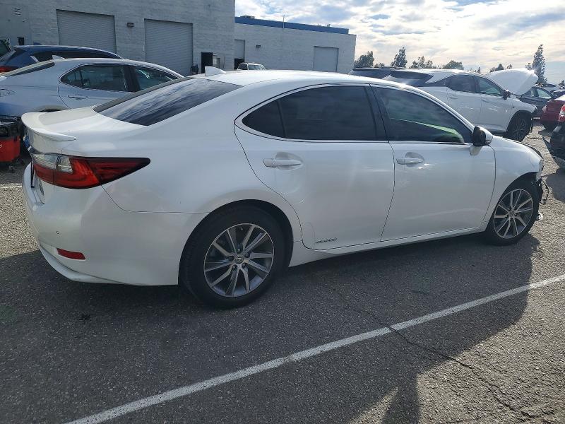 2016 Lexus Es 300h