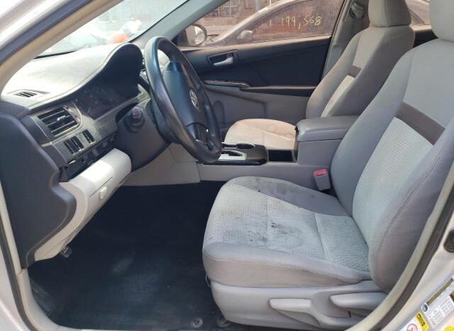 
								2012 Toyota Camry full									