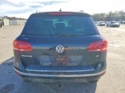 
										2017 Volkswagen Touareg full									