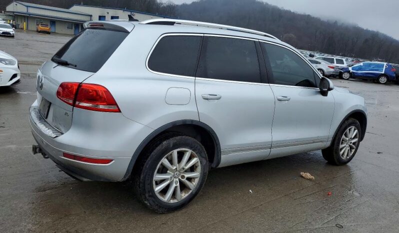 
								2014 Volkswagen Touareg full									