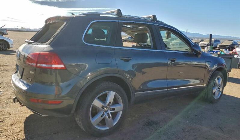 
								2013 Volkswagen Touareg full									