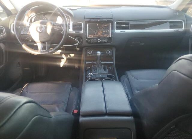 
								2013 Volkswagen Touareg full									