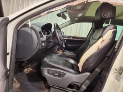 
										2012 Volkswagen Touareg full									