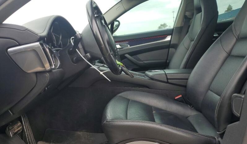 
								2011 Porsche Panamera full									