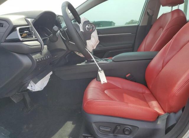 
								2022 Toyota Camry full									
