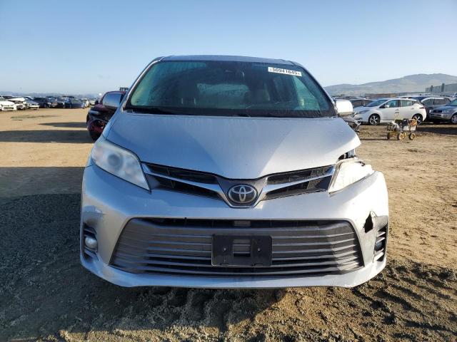 2019 Toyota Sienna xle