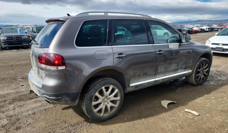 
								2008 Volkswagen Touareg full									