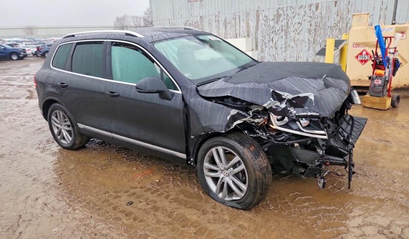 
								2016 Volkswagen Touareg full									