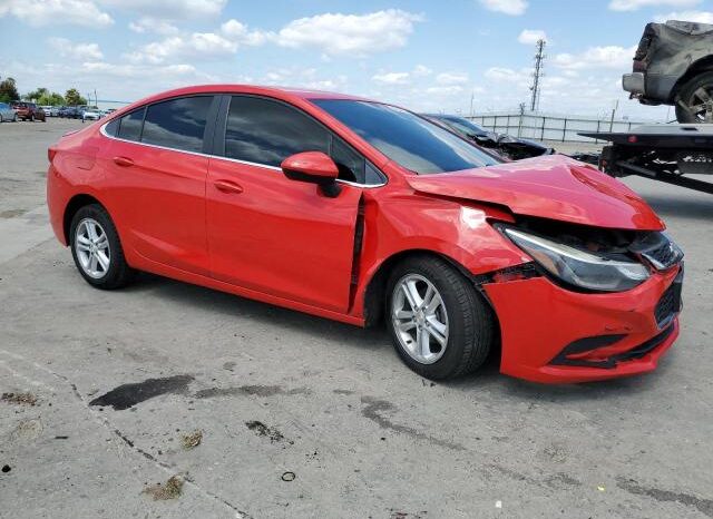 
								2018 Chevrolet Cruze full									