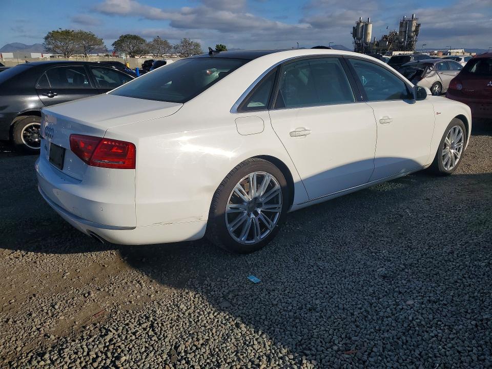 2014 Audi A8