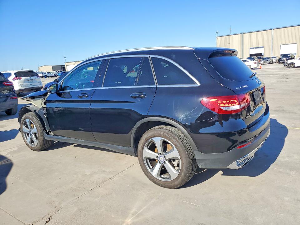 2017 Mercedes-benz Glc