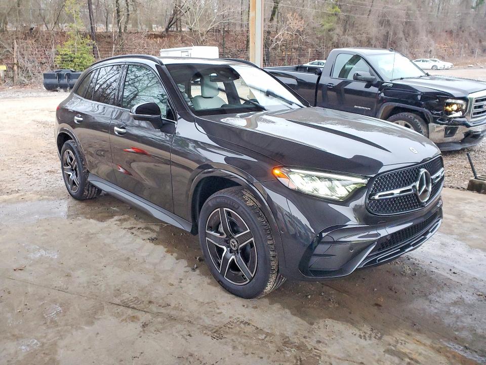 2026 Mercedes-benz Glc