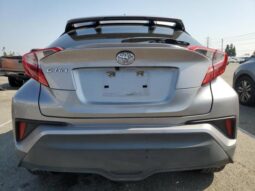 
										2019 Toyota C-hr full									