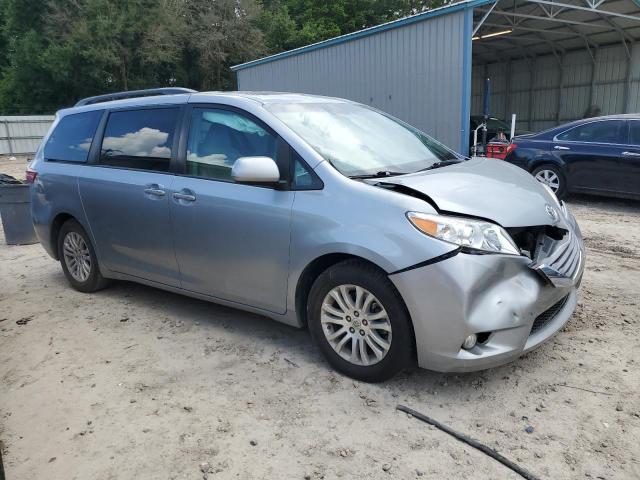 2015 Toyota Sienna xle