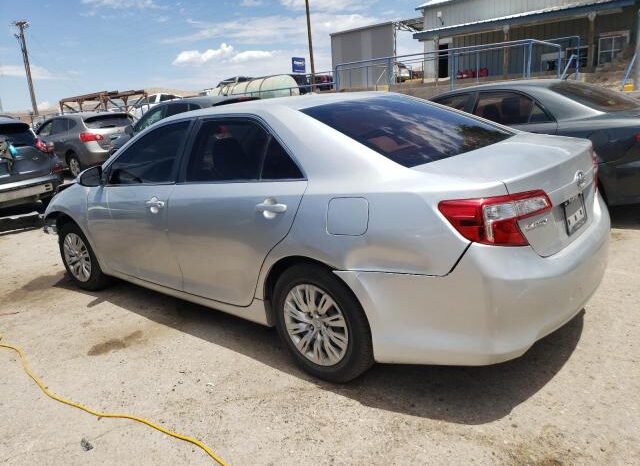 
								2012 Toyota Camry full									