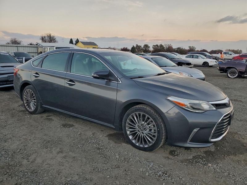 2016 Toyota Avalon
