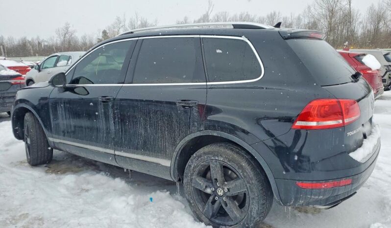 
								2013 Volkswagen Touareg full									