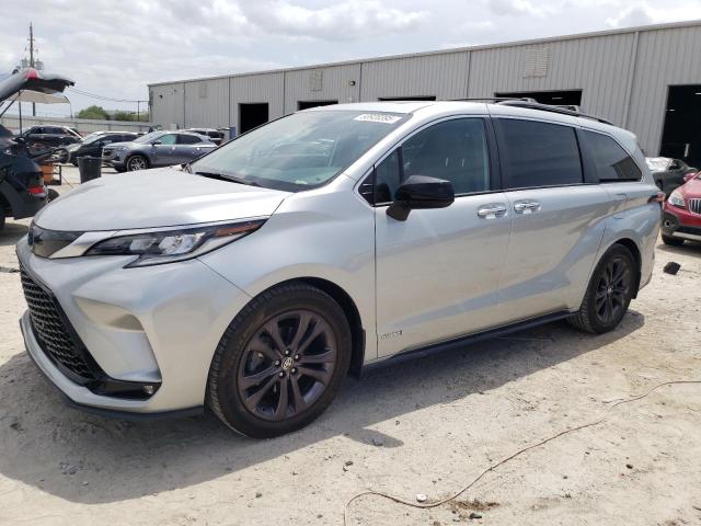 2021 Toyota Sienna