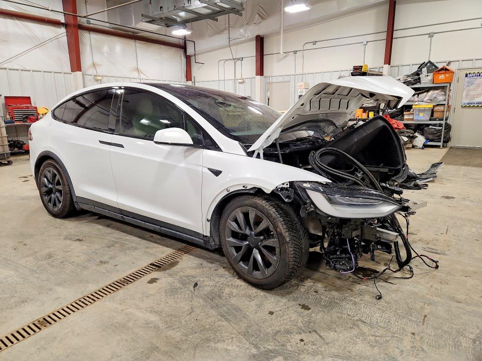 2022 Tesla Model x