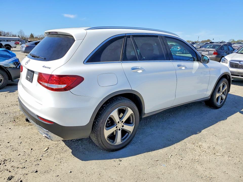 2016 Mercedes-benz Glc