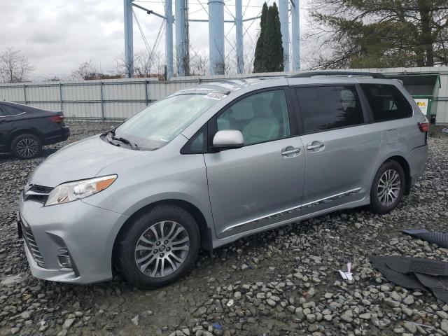 2019 Toyota Sienna xle