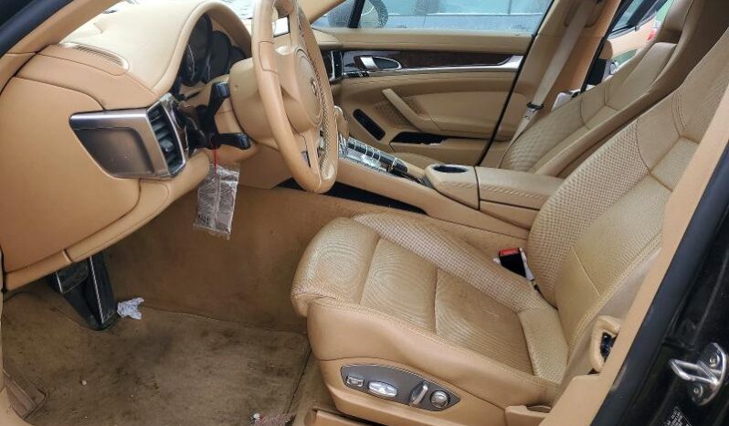 
								2011 Porsche Panamera full									