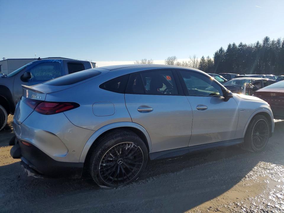 2025 Mercedes-benz Glc