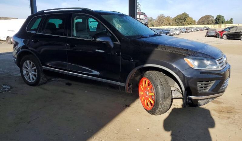 
								2017 Volkswagen Touareg full									