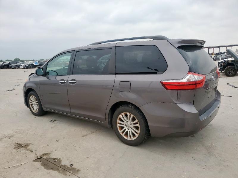 2015 Toyota Sienna xle