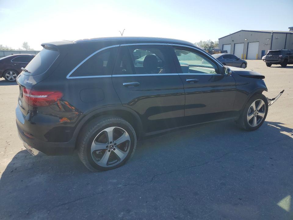 2017 Mercedes-benz Glc
