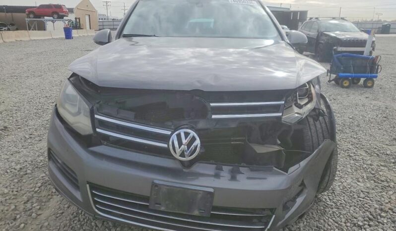 
								2013 Volkswagen Touareg full									