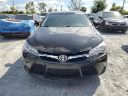 
										2016 Toyota Camry le full									