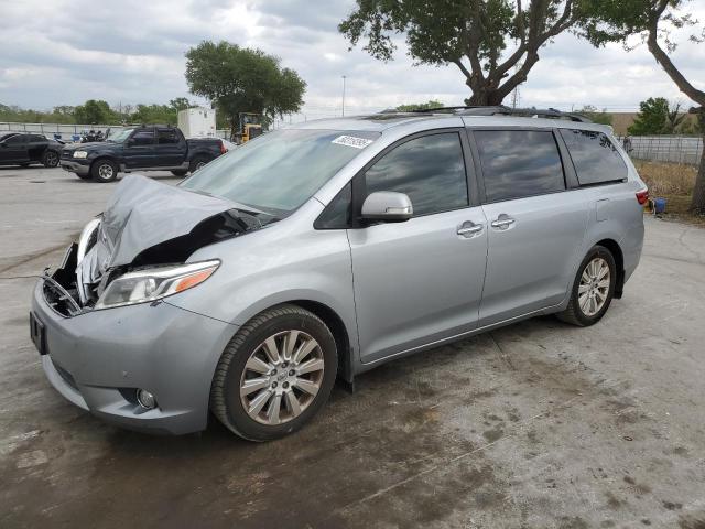 2015 Toyota Sienna xle