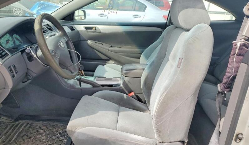 
								2005 Toyota Camry sola full									