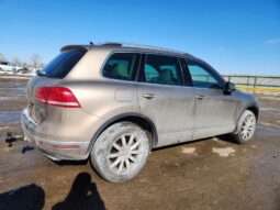 
										2016 Volkswagen Touareg full									