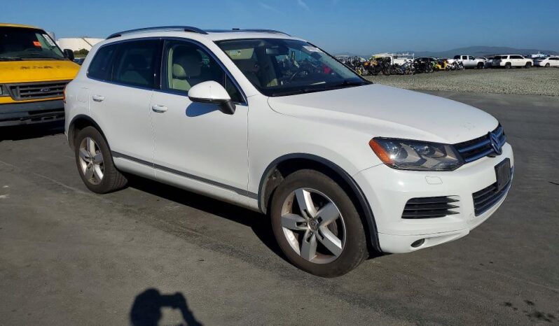
								2013 Volkswagen Touareg full									