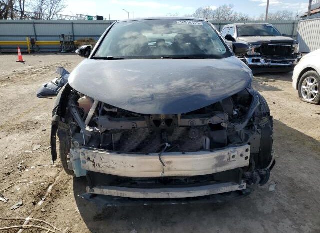 
								2021 Toyota C-hr full									