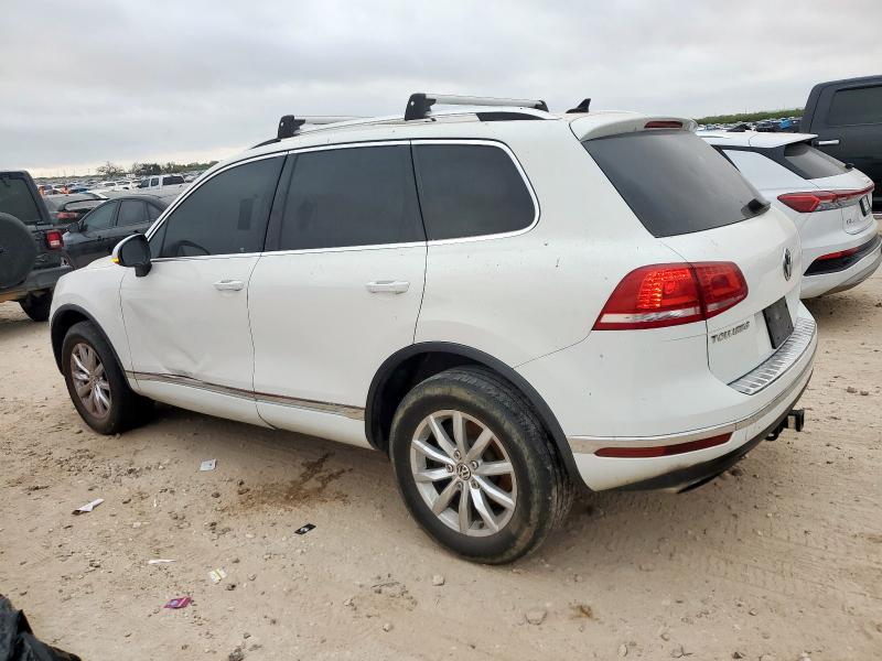 2016 Volkswagen Touareg