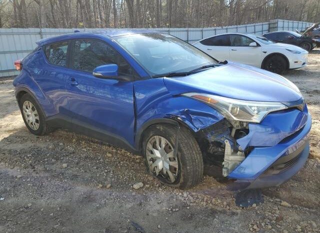 
								2019 Toyota C-hr full									