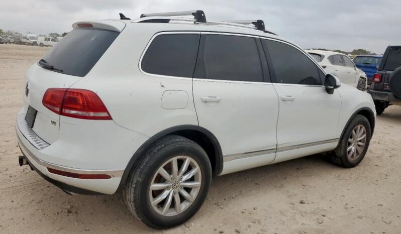
								2016 Volkswagen Touareg full									